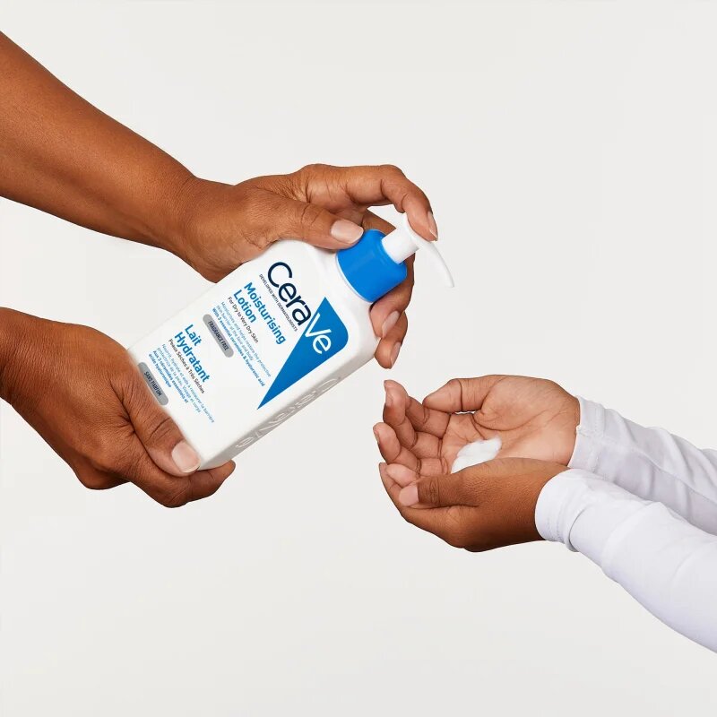CeraVe Moisturizers Lotion hidratáló tej arcra és testre Száraz nagyon száraz bőrre 976 ml