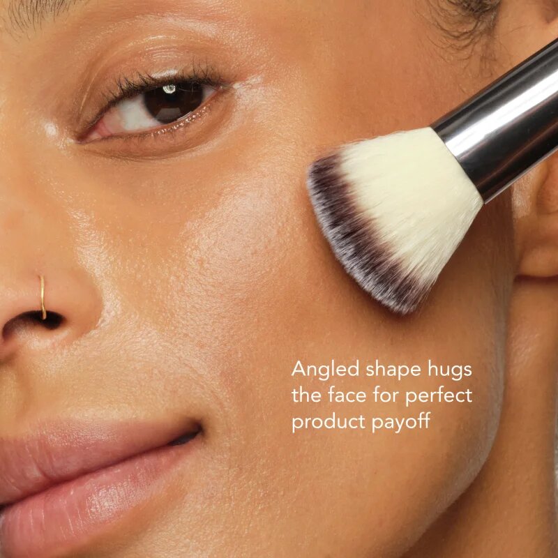 Chantecaille Sculpt Contour Brush kontúrozó ecset 1 db