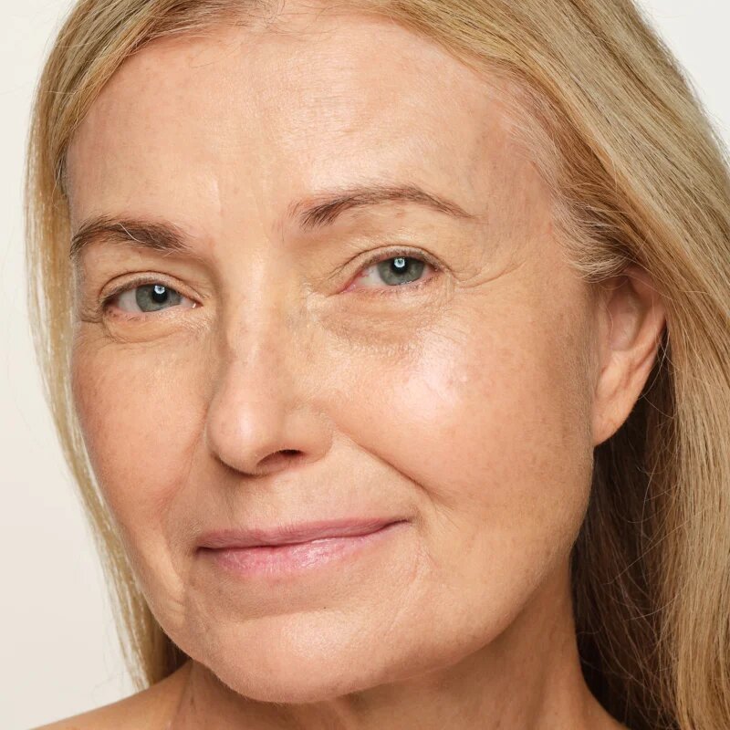Chantecaille Sheer Glow Face Tint színező gél az élénk és kisimított arcbőrért 30 g