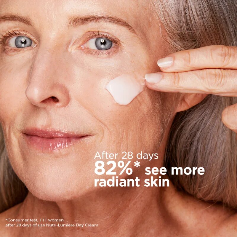 Clarins Nutri-Lumière Day revitalizáló nappali krém a ragyogó bőrért 50 ml