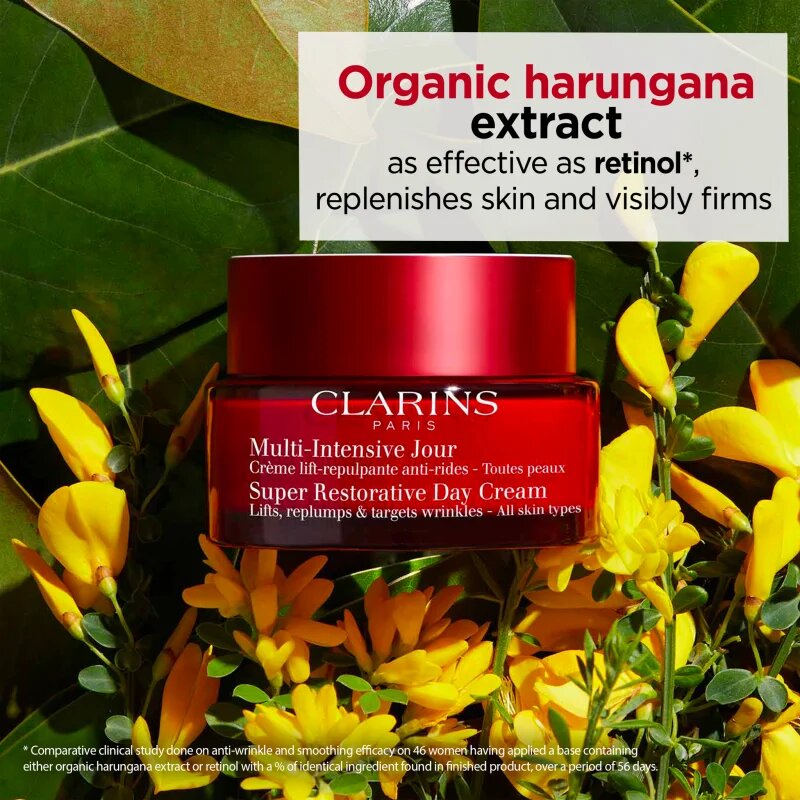 Clarins Super Restorative Day Cream nappali krém minden bőrtípusra 50 ml