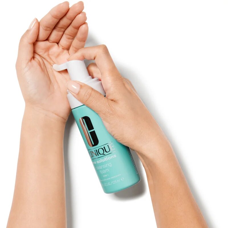 Clinique Anti-Blemish Solutions™ Cleansing Foam tisztító hab problémás és pattanásos bőrre 125 ml
