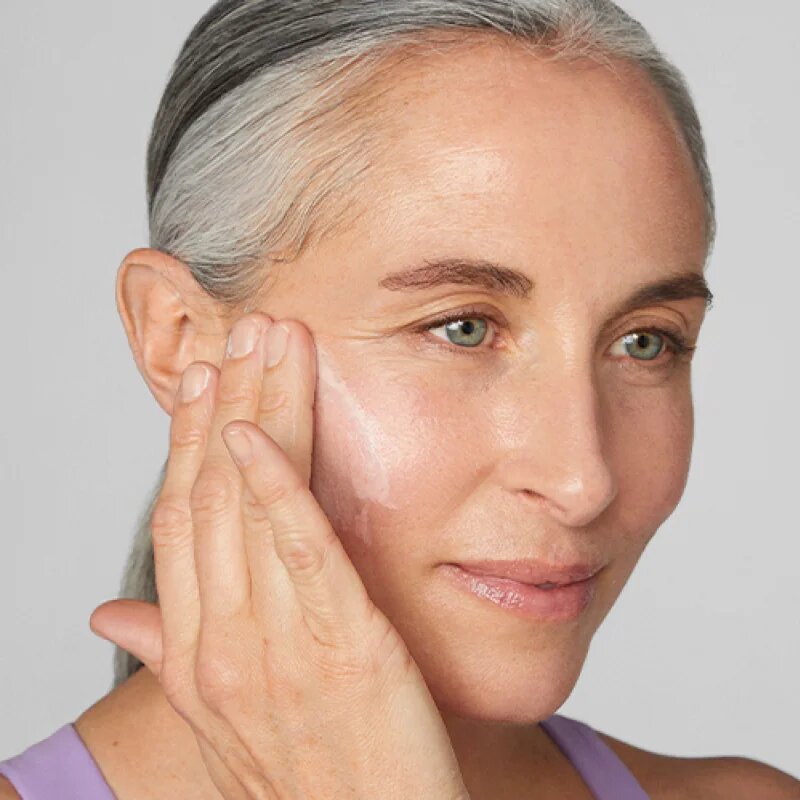 Clinique Smart Clinical™ Repair Lifting Face + Neck Cream fiatalító krém arcra és nyakra. 50 ml