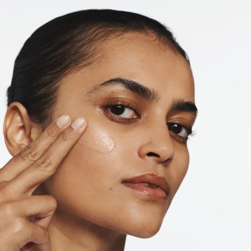 Clinique Superbalanced™ Makeup selymesen finom alapozó árnyalat WN 13 Cream 30 ml