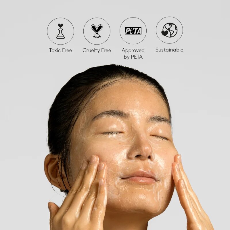 Cocunat Pamper Gel tisztító gél az arcra 100 ml