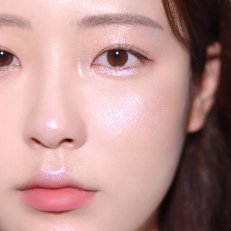 Colorgram Milk Bling Heartlighter highlighter a tökéletes küllemért árnyalat 02 Pink Heart 2.2 g