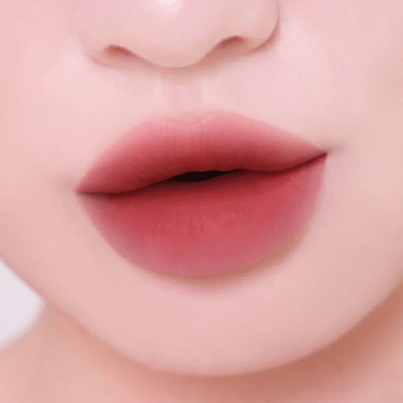 Colorgram Nude Blur Tint matt ajakfesték hidratáló hatással árnyalat 13 Burnt Marron 5 g