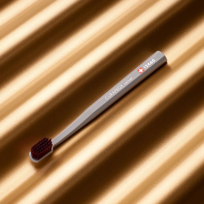 Curaprox CS 12460B Velvet fogkefe többféle színben 1 db