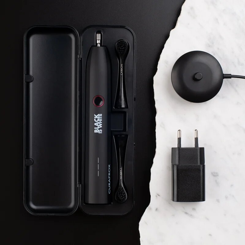Curaprox Hydrosonic Black is White Sonic elektromos fogkefe fehérítő hatással 1 db