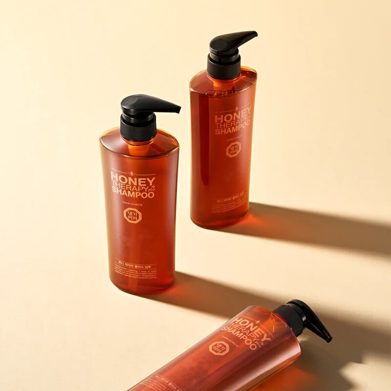 DAENG GI MEO RI Honey Therapy Professional Plus Shampoo regeneráló sampon a gyenge és sérült hajra 500 ml