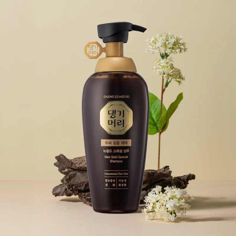 DAENG GI MEO RI New Gold Special Shampoo erősítő sampon zsíros hajra 500 ml