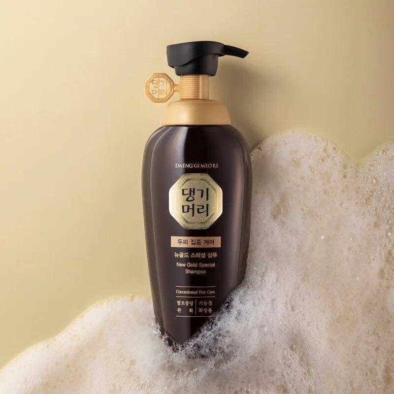 DAENG GI MEO RI New Gold Special Shampoo erősítő sampon zsíros hajra 500 ml