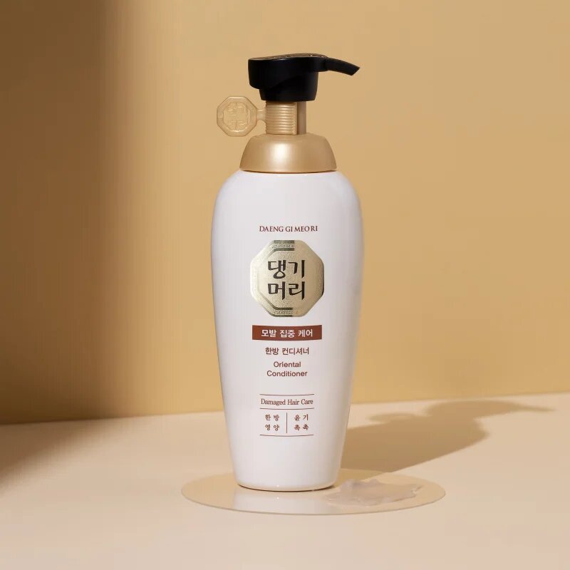 DAENG GI MEO RI Oriental Conditioner tápláló kondicionáló száraz károsult hajra 500 ml