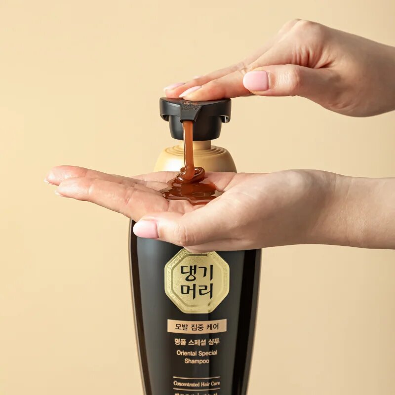 DAENG GI MEO RI Oriental Special Shampoo tápláló sampon hajhullás ellen 500 ml
