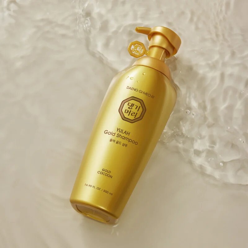 DAENG GI MEO RI Yula Gold Shampoo intenzív tápláló sampon az erős és fénylő hajért 500 ml