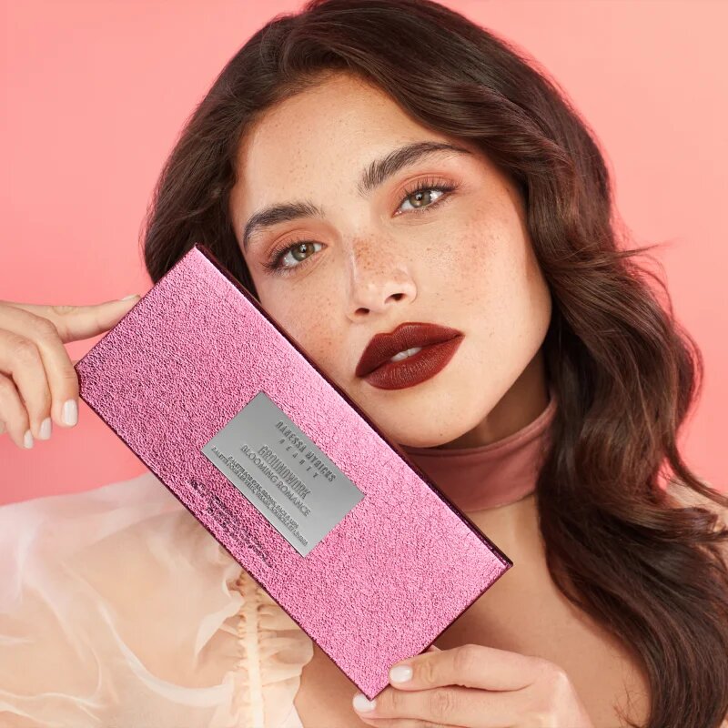 Danessa Myricks Beauty Groundwork multifunkciós arc paletta az arcra árnyalat Blooming Romance 26 g