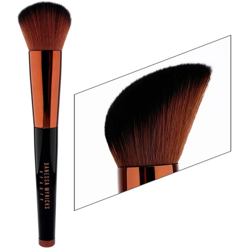 Danessa Myricks Beauty Yummy Face 1.0 multifunkciós ecset 1 db