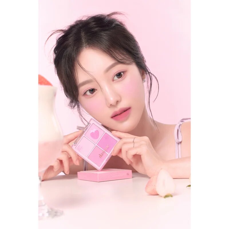 Dasique Blending Mood Cheek arcpirosító paletta az egészséges hatásért árnyalat 06 Berry Smoothie 10 g