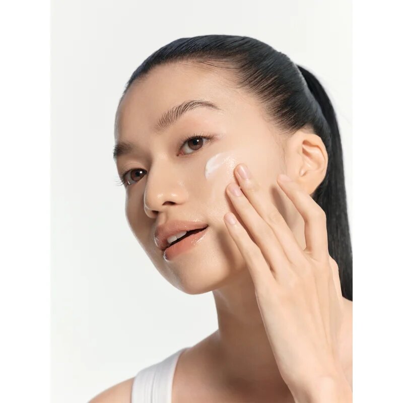 Dear Klairs Vitamin Toning Barrier Cream világosító hidratáló krém a bőr védőrétegének erősítéséhez 60 g