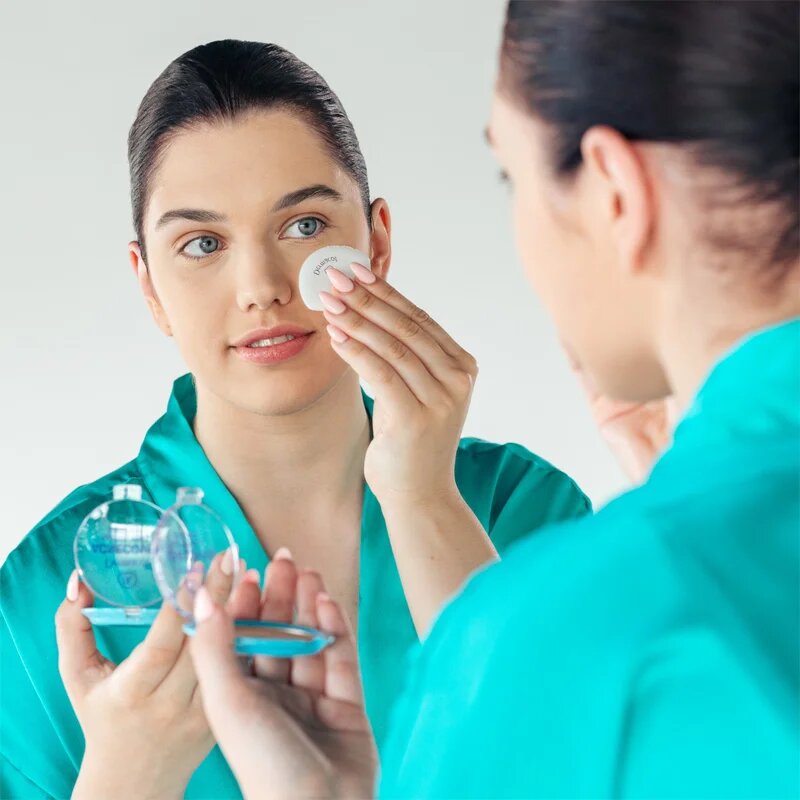 Dermacol Acne Cover kompakt púder problémás és pattanásos bőrre árnyalat Sand 11 g
