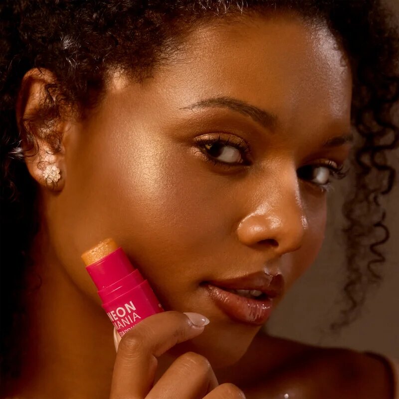 Dermacol Neon Mania Gél Highlighter stift árnyalat 02 Fairy Flame 8 g
