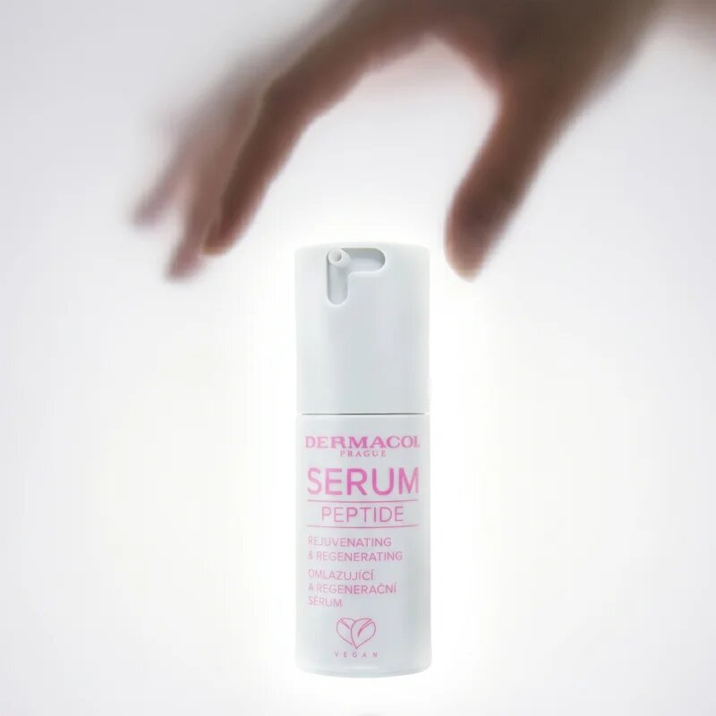 Dermacol Peptide Serum fiatalító regeneráló szérum peptidekkel 30 ml