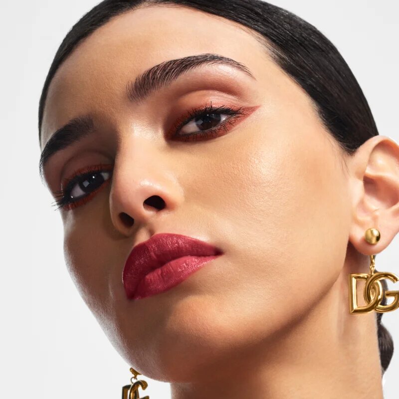 Dolce&Gabbana Classic Sleek Kohl Glider szemceruza ecsettel árnyalat 05 Vibrant Plum - Red Toned Purple 1.2 g