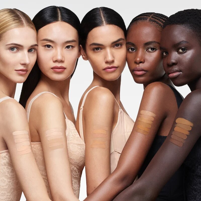 Dolce&Gabbana Everlast Concealer tartós korrektor árnyalat 08 Light - Neutral Undertones 11 ml