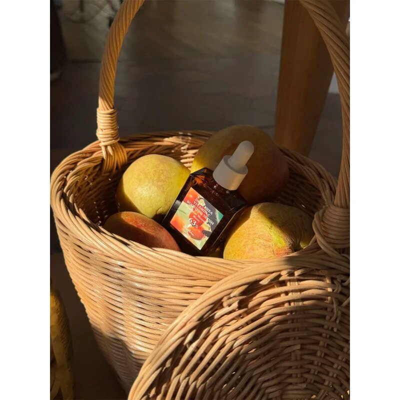 Dr. Althea Vitamin C Boosting Serum bőrélénkítő szérum C-vitaminnal hidratáló hatással 30 ml