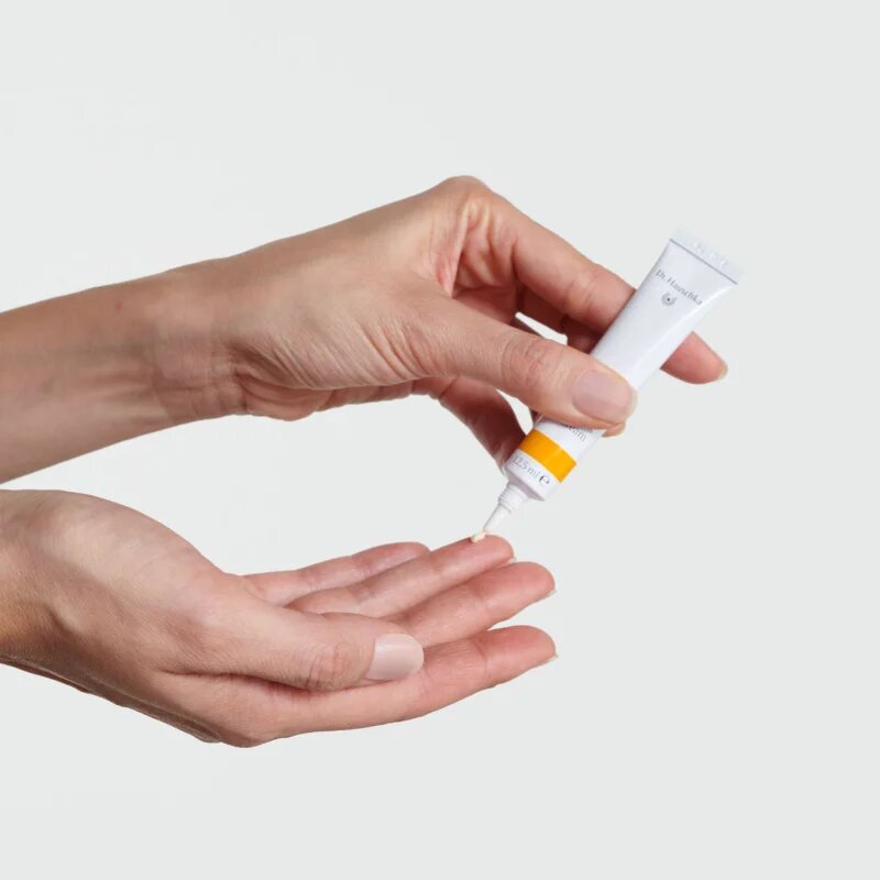 Dr. Hauschka Eye And Lip Care Daily Hydrating Eye Cream nappali hidratáló krém a szem köré 12.5 ml