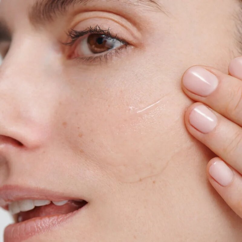 Dr. Hauschka Regeneration regeneráló szérum érett bőrre 30 ml