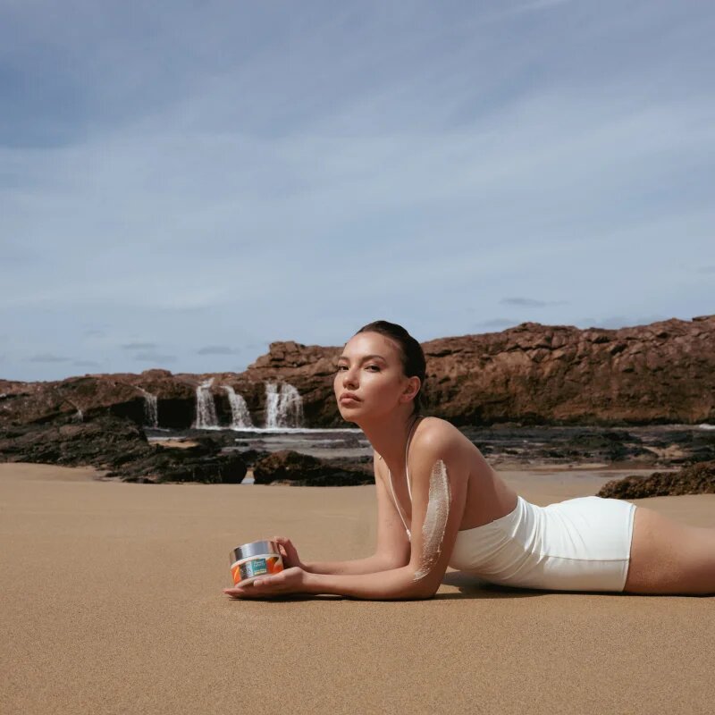Dr Irena Eris SPA Resort Tropical Tahiti bőrpuhító testpeeling 200 g