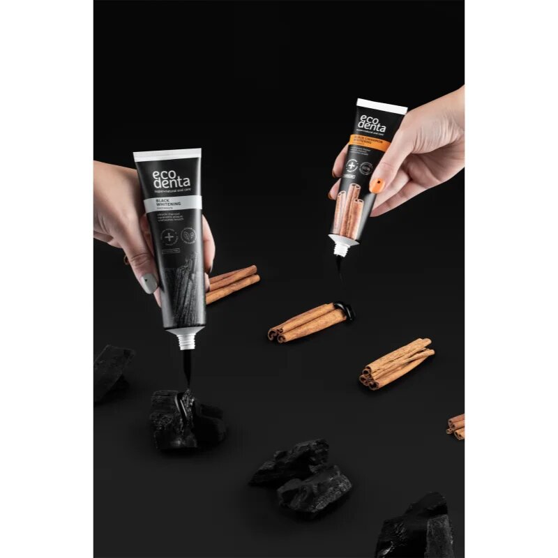 Ecodenta Expert Black Whitening fekete fogfehérítő fogkrém fluoridmentes 100 ml