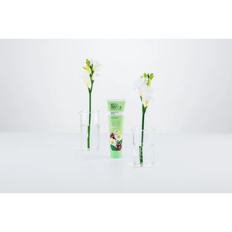 Ecodenta Green Sensitivity Relief fogkrém érzékeny fogakra fluoriddal íz Chamomile/Clove 100 ml