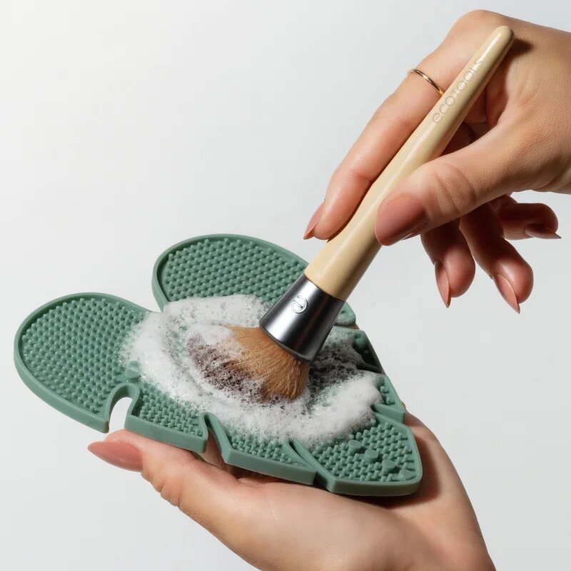 EcoTools Makeup Brush Cleansing Pad tisztító ecset alátét 1 db