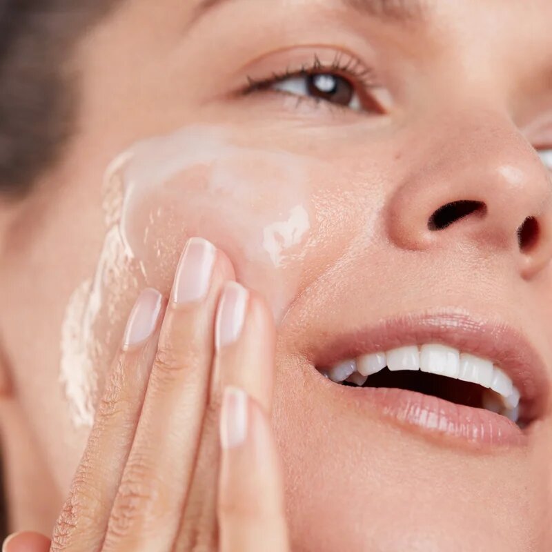 Elemis Dynamic Resurfacing Facial Wash tisztító gél kisimító hatással 30 ml