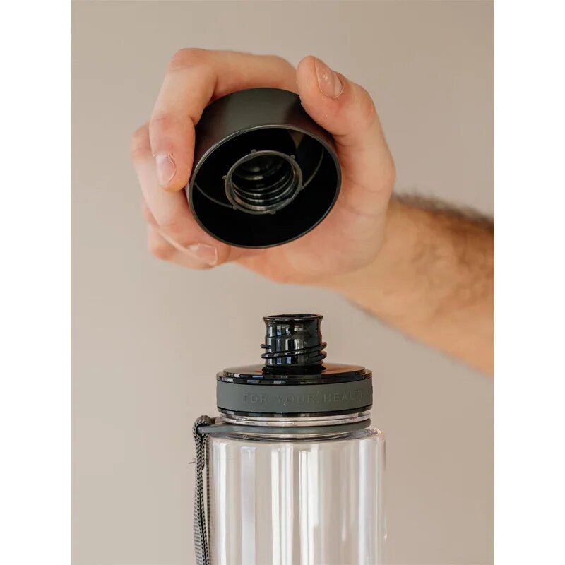 EQUA Plain kulacs szín Black 1 db