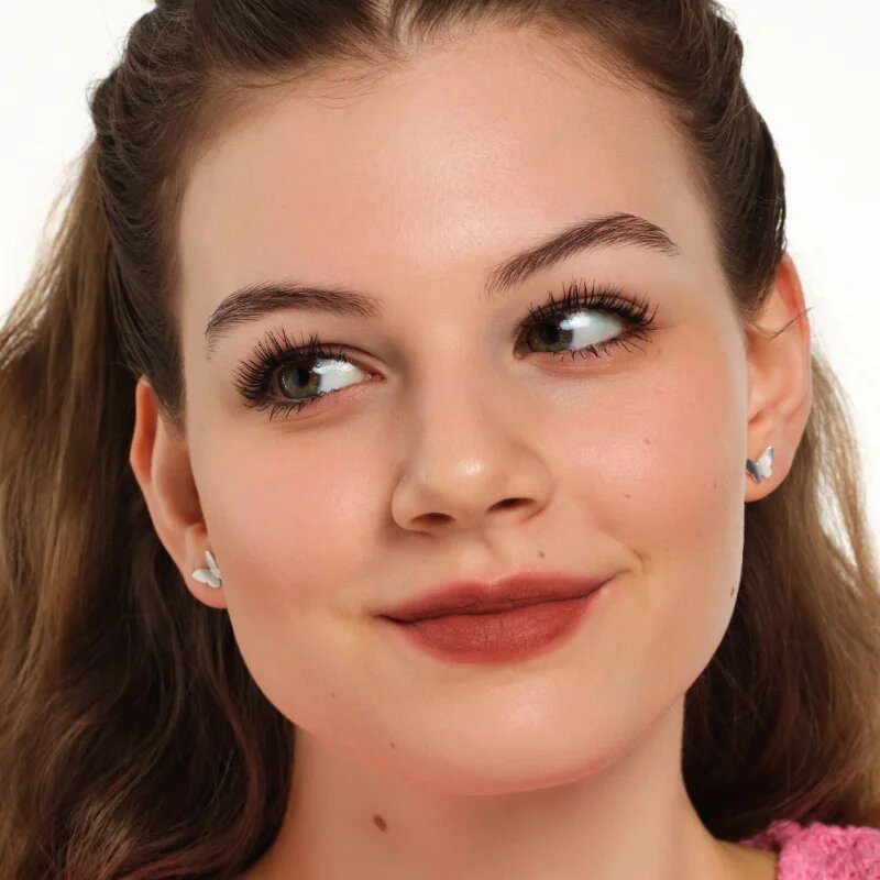 essence Blur Soufflé mattító folyékony rúzs árnyalat 12 Soft Launch 3.6 ml