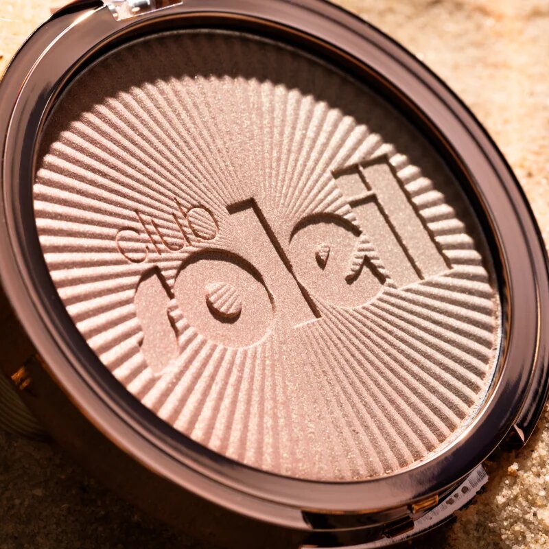 essence club SOLEIL highlighter árnyalat 01 Sunset Drip 8 g