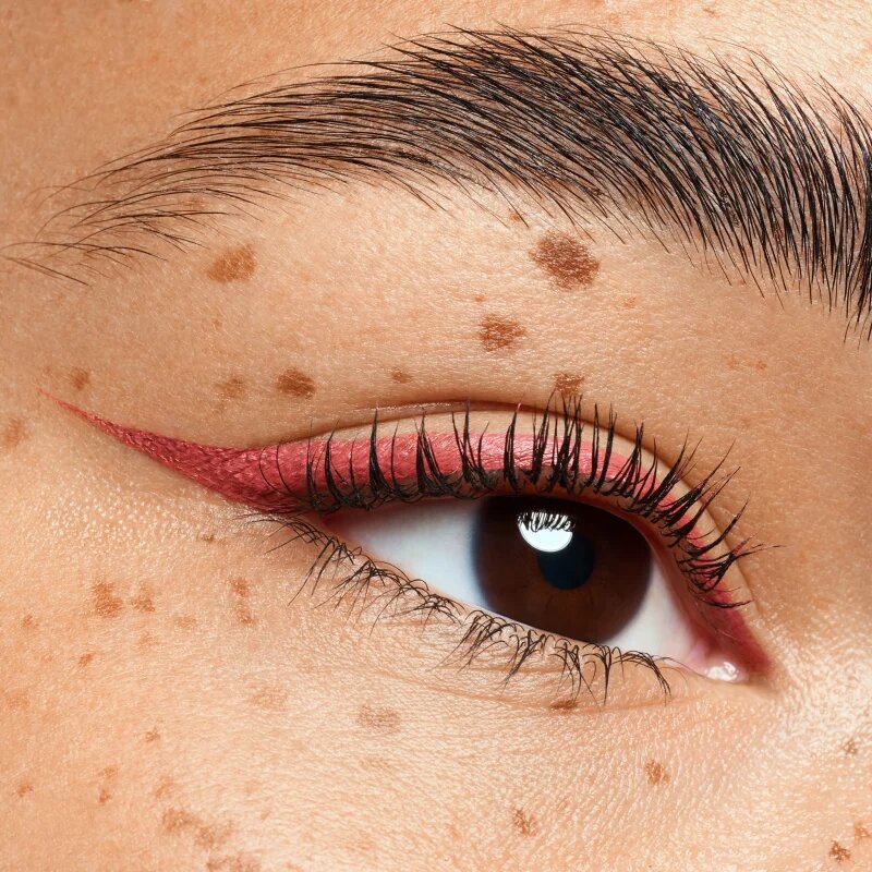 essence COLOUR it! szemhéjtus árnyalat 04 Rusty Red 3 ml