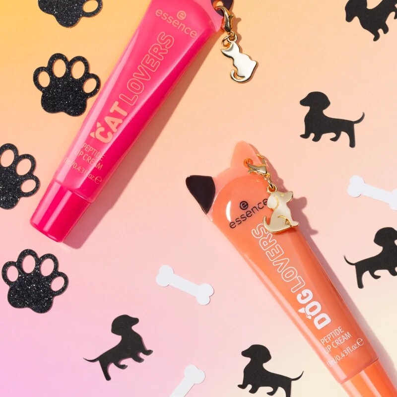 essence DOG GANG OR CAT CREW?!? DOG LOVERS tonizáló ajakbalzsam peptidekkel árnyalat 01 Best Buddy 13 ml