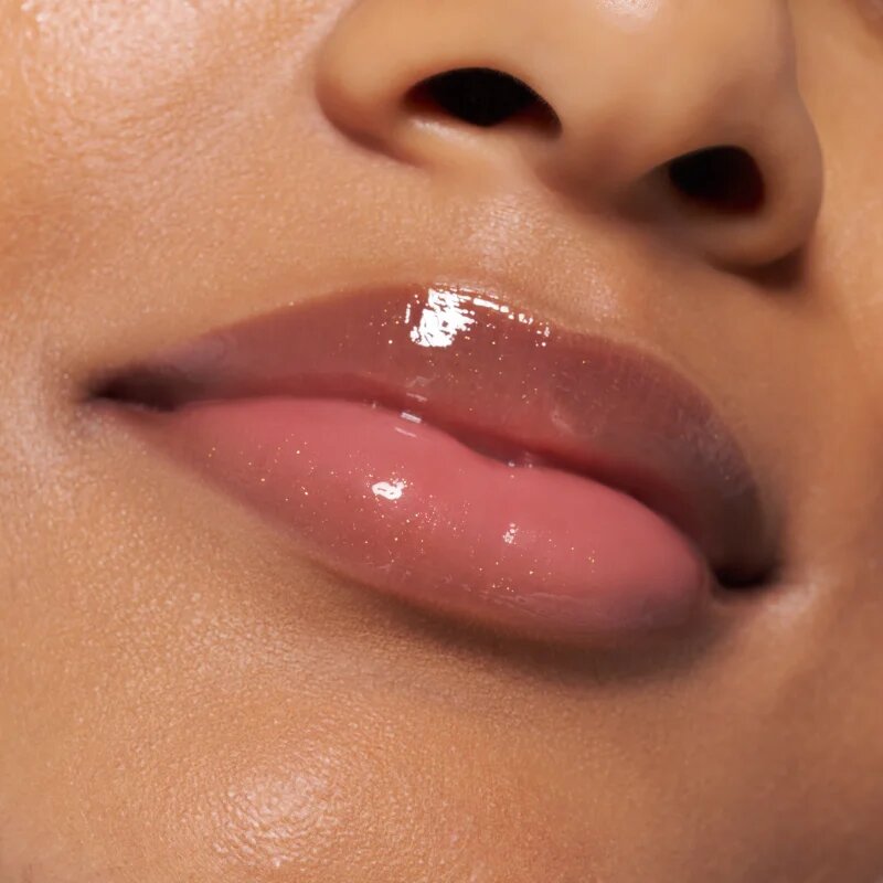 essence Dulce De Leche Bomb ajakfény árnyalat 01 Cream Come True 10 ml