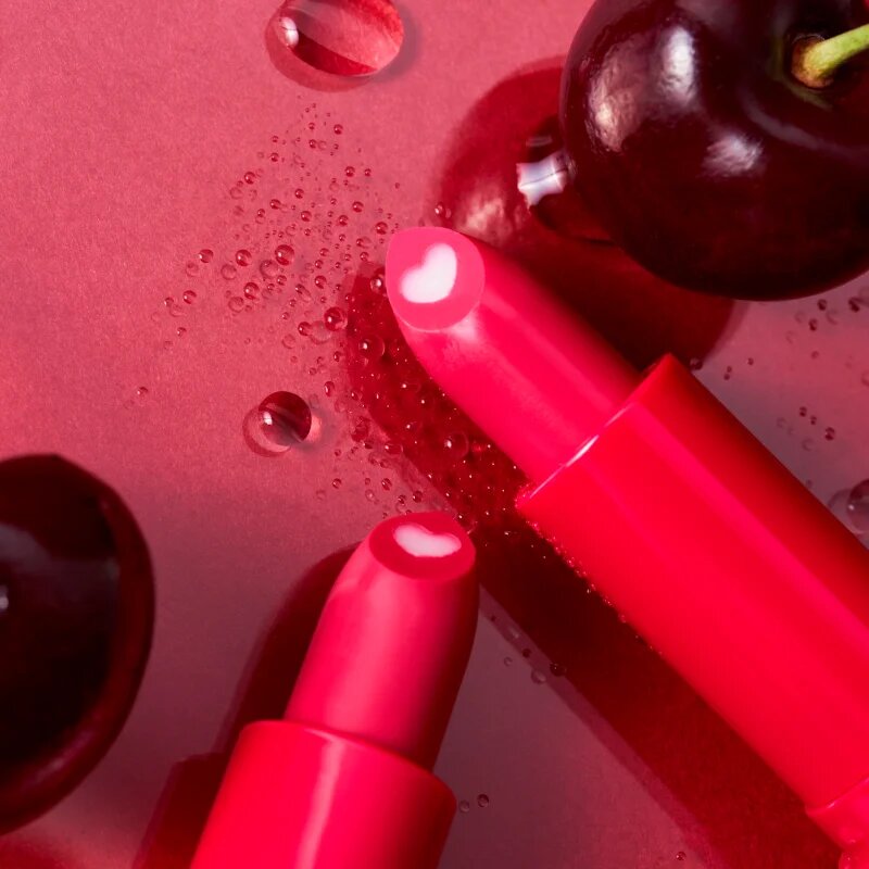 essence HEART CORE ajakbalzsam árnyalat 01 Cherry 3 g