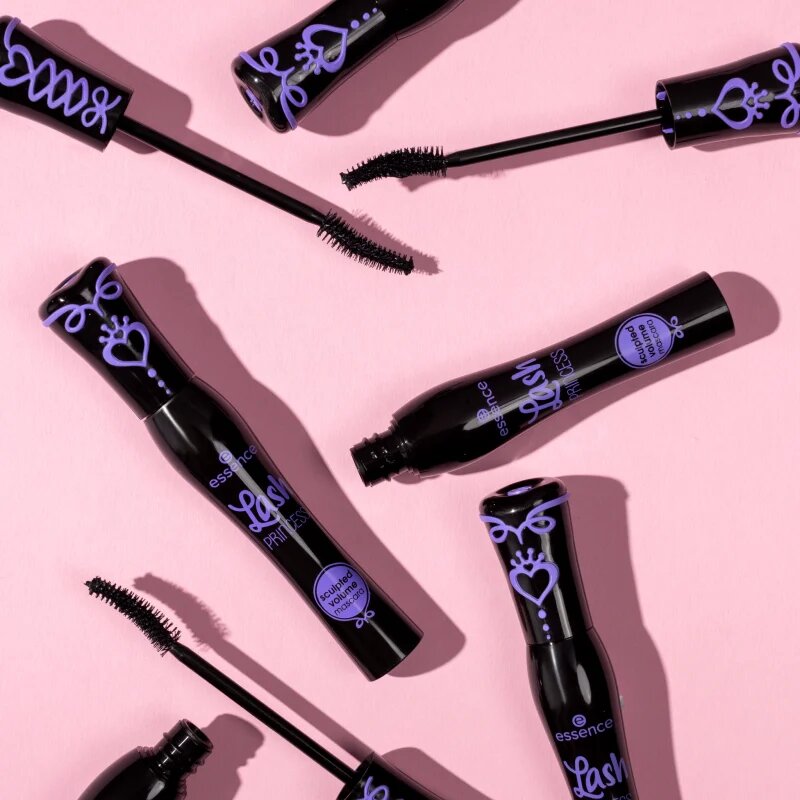 essence Lash PRINCESS formázó szempillaspirál a dús és ívelt pillákért árnyalat Black 12 ml