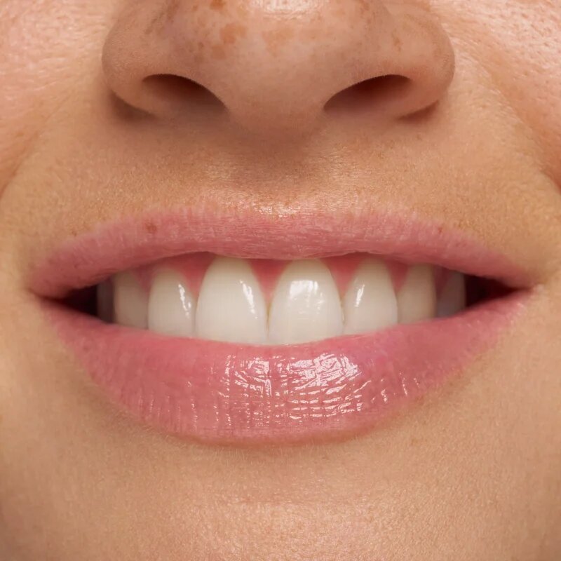 essence LIP swirl hidratáló maszk az ajkakra tápláló hatással 8 g