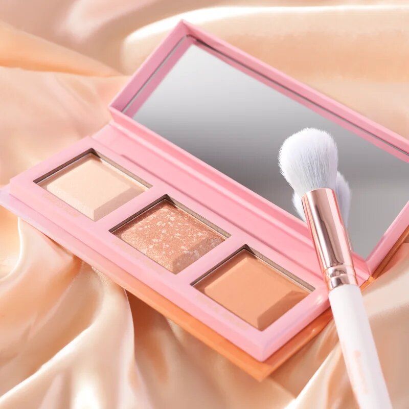 essence love that GLOW & BRONZE Púderes highlight és kontúr paletta 16 g