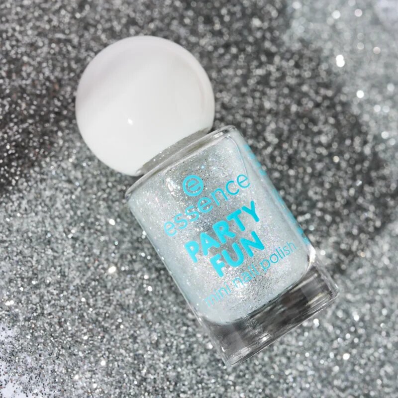 essence PARTY FUN holografikus körömlakk csillámporral árnyalat 20 5 ml