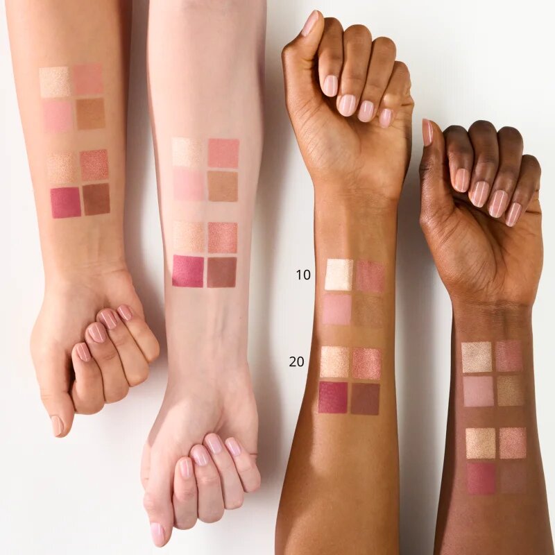 essence Radiant Light bőrélénkítő és arcpirosító sminkpaletta árnyalat Glow Icon 11 g