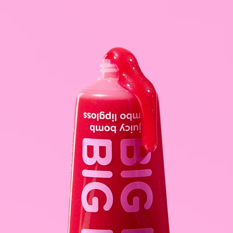 essence Say It With Juicy Big Hug ajakfény árnyalat 01 Poppin' Pomegranate 30 ml