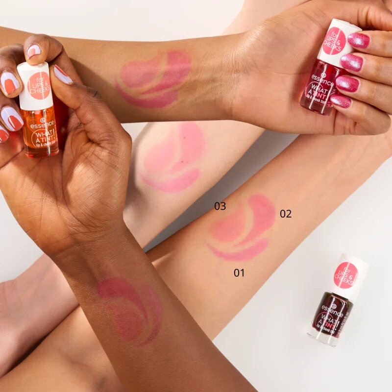 essence WHAT A TINT! folyékony arcpír és szájfény árnyalat 03 Peachy Vibes 4.9 ml